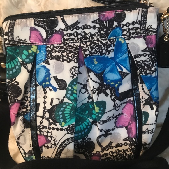๐๐๐SOLD!!๐๐๐COACH PARKER BUTTERFLY CROSSBODY - Picture 4 of 8